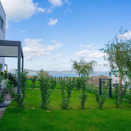Happyland Apartman *